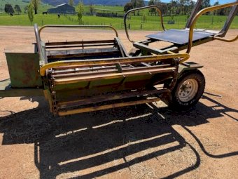 Elsworth Round Bale Feeder