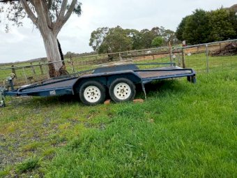 Tandem Trailer