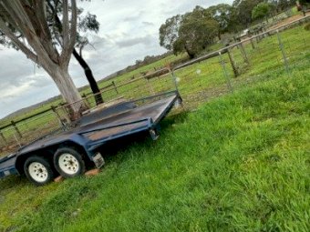 Tandem Trailer