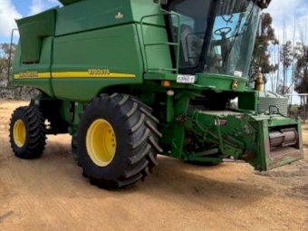 2003 John Deere 9760 STS Header With Macdon FD70 Front And Trailer