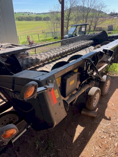 2021 Fendt / MacDon 4300PU-2 16Ft Pick Up Front And Trailer