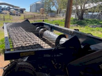 2021 Fendt / MacDon 4300PU-2 16Ft Pick Up Front And Trailer