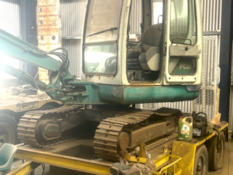 Komatsu PC30 Excavator with Plant Trailer