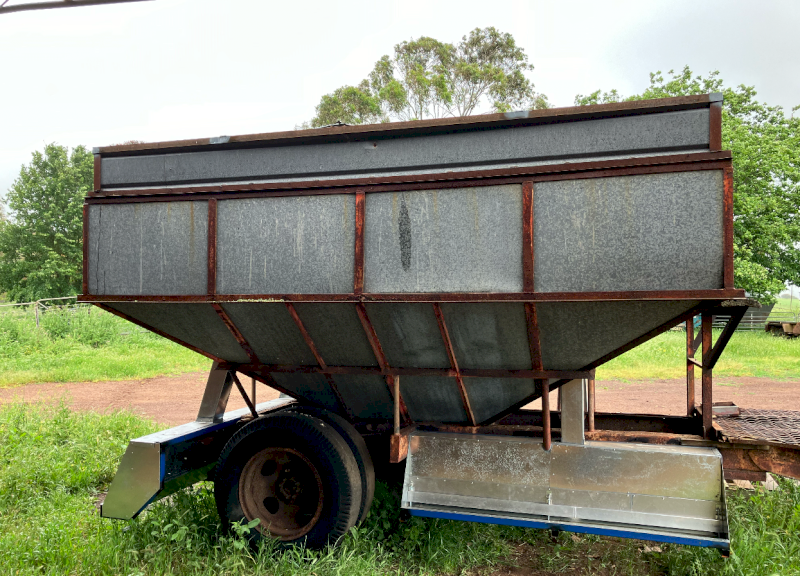 10 tonne Lick Feeder Converted Chaser Bin