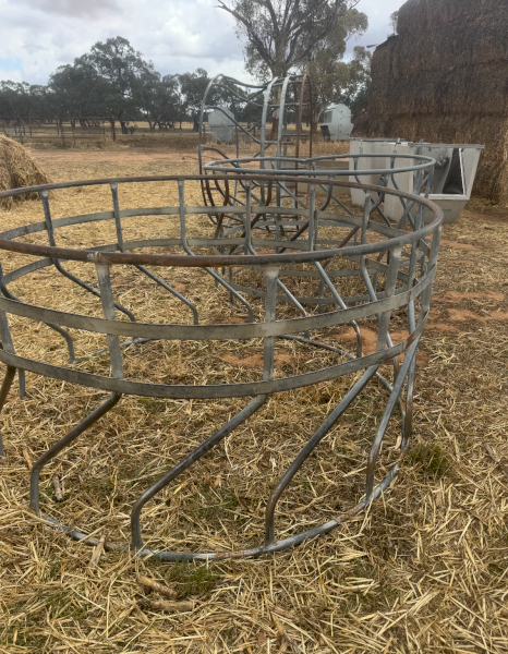 Round Cattle Hay Feeders x 4