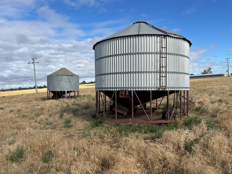 3 X 18MT Field Bins