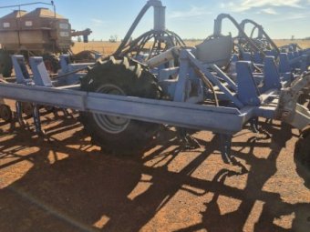 42ft Gason Air Seeder with Gyral Cart
