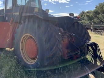 Versatile 956 Tractor