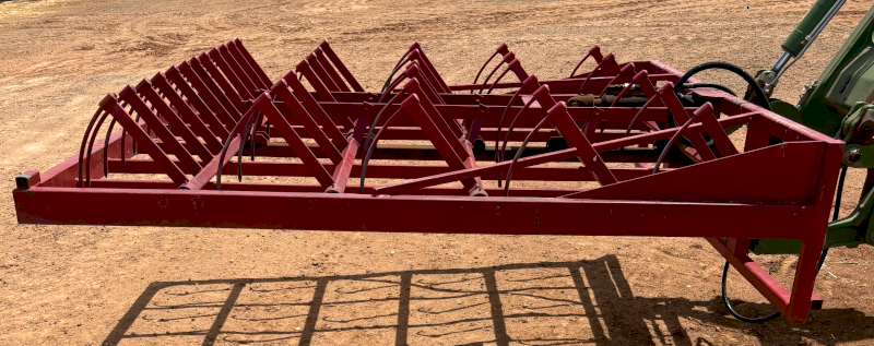 Rebel 15 bale Small Square Grab