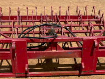 Rebel 15 bale Small Square Grab