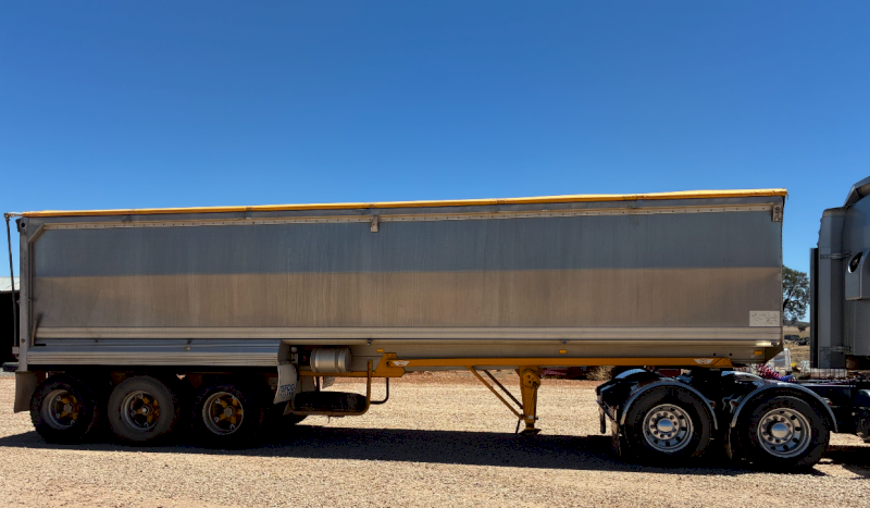 2004 Tefco 34ft x 6ft TOA Tipper Trailer