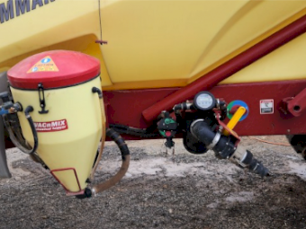 2018 Hardi 6500 Boom Spray