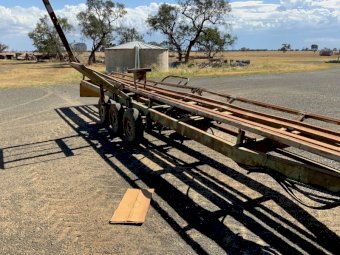 Round Bale Carrier