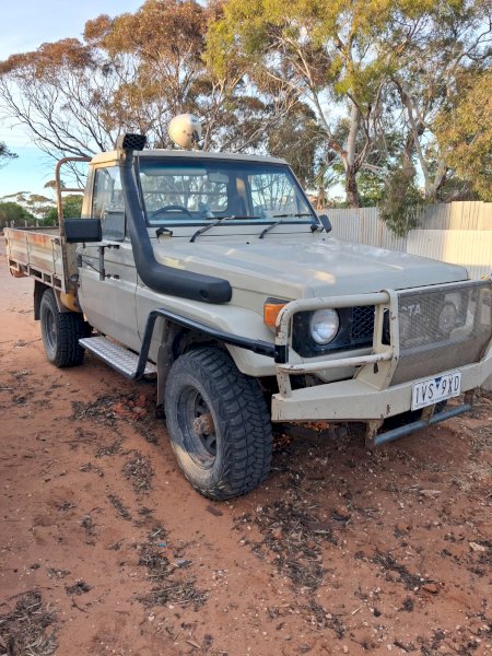 1985 Toyota HJ75 Ute