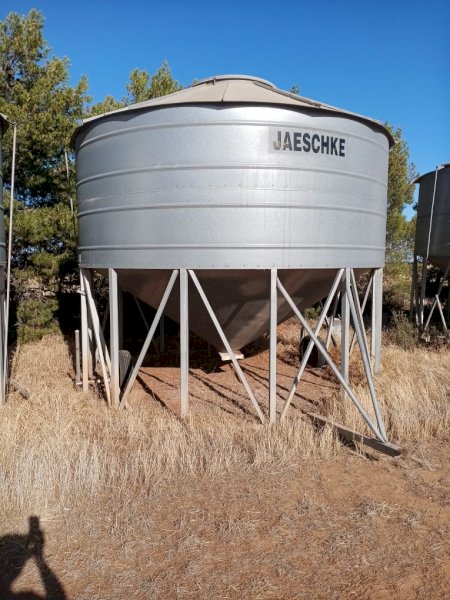 Jaeschke Super Field Bins x 4