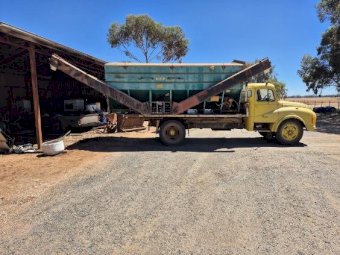 Jetstream 1511 Grouper with Trailer