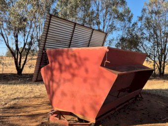 2 x Cattle Feeders