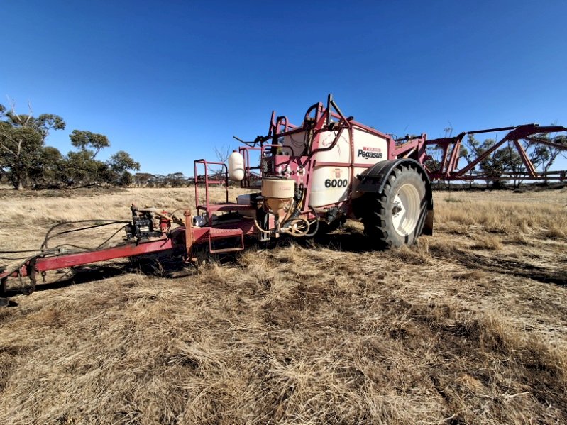 2012 Croplands Pegasus 6000 Boom Spray