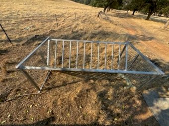 Hay Feeder
