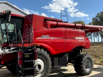2021 Case IH 8250 Header with 2016 D65 45’ Front and Trailer