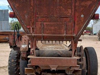 6T Gypsum Spreader
