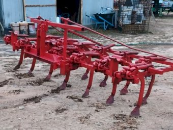 13 Tyne Scarifier