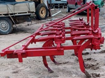 13 Tyne Scarifier