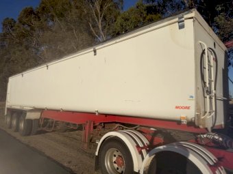 36' x 6' Moore Tri Axle TOA Tipper