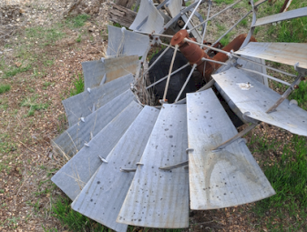 Southern Cross Windmill ( NO GST)