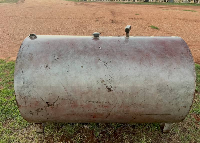 1000L Fuel Tanks x 2