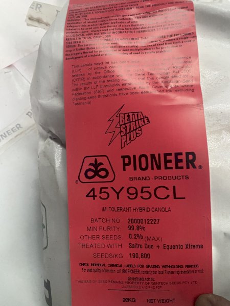 400 KG's Pioneer 45Y95 Canola Seed