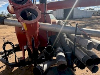 2015 REM 2700 Grain Vac