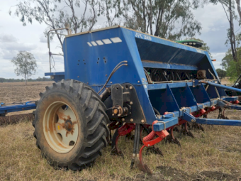 Agrowdrill JPC 2000 Seeder