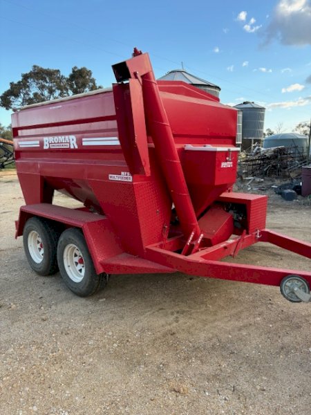 2021 Bromar 50 Bag Multifeeder