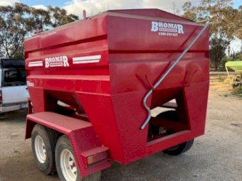 2021 Bromar 50 Bag Multifeeder