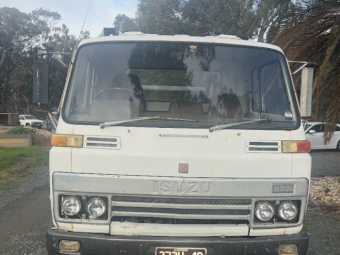 Isuzu SBR Beavertail Truck