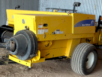 2017 New Holland BC5070 Small Square Baler