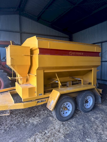2019 Steele Steel Ezy Feeder 50