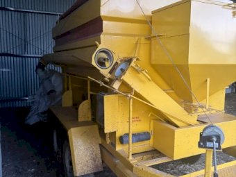 2019 Steele Steel Ezy Feeder 50