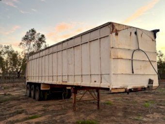 1980 White Tipper Trailer