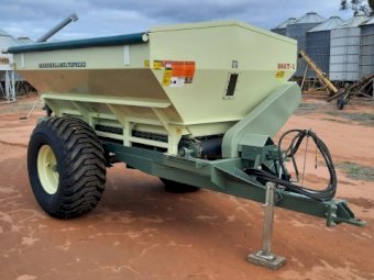 2013 Marshall 860TL Spreader