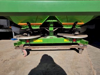 2011 Amazone ZA-M1501 Spreader
