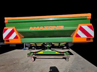2011 Amazone ZA-M1501 Spreader