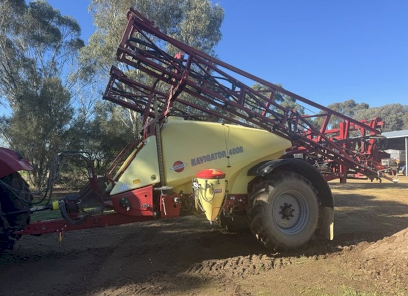 2020 Hardi Navigator 4000 Boom Spray