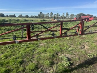 2020 Hardi Navigator 4000 Boom Spray
