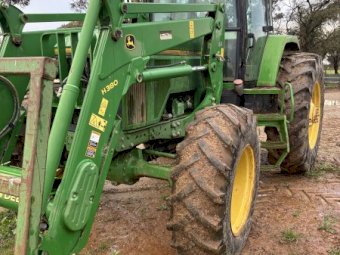John Deere 7700 Tractor