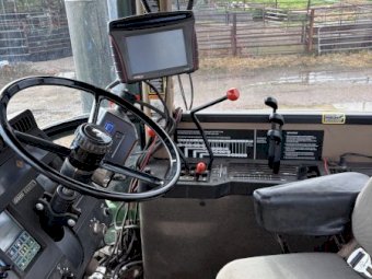 1997 John Deere 8570 Tractor