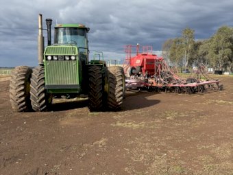 1997 John Deere 8570 Tractor