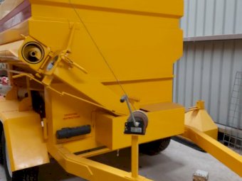 MP Ezy 40 Feeder Mobile Grain Bin