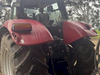 2015 Case IH Maxxum 140 Tractor with Loader